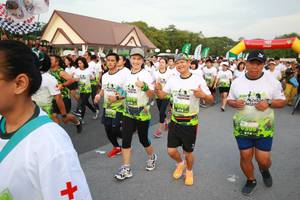 BIB: 
                            <button type="button" onclick="openModal(3530777)" class="btn btn-primary btn-sm float-right btn-popup" data-toggle="modal" data-target=".modal-high-quality">
                        <i class="fas fa-shopping-cart"></i> Add to Cart
                    </button>
                                            <button type="button" onclick="isThisMe(3530777, true)" class="btn btn-success btn-sm float-right btn-popup btn-isme hidden" data-toggle="tooltip" data-placement="bottom" title="นี่คือรูปของคุณใช่ไหม คลิกที่นี่เพื่อเอาเข้าอัลบั้ม">
                        <i class="fas fa-plus"></i> Add to album
                    </button>
                    <button type="button" onclick="isThisMe(3530777, false)" class="btn btn-warning btn-sm float-right btn-popup btn-isnotme hidden">
                        <i class="fas fa-ban"></i> Remove from album
                    </button>